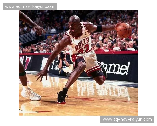 神迹的复刻与超越:重温科比vs乔丹,那场跨越时代的“猎人”对决 神迹的复刻与超越:重温科比vs乔丹,那场跨越时代的“猎人”对决